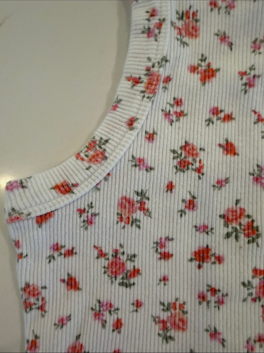 White Floral Ribbed Tank Top - Picture 2 of 4